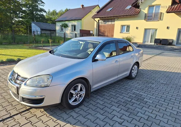 samochody osobowe Volkswagen Jetta cena 14500 przebieg: 190000, rok produkcji 2008 z Zwoleń